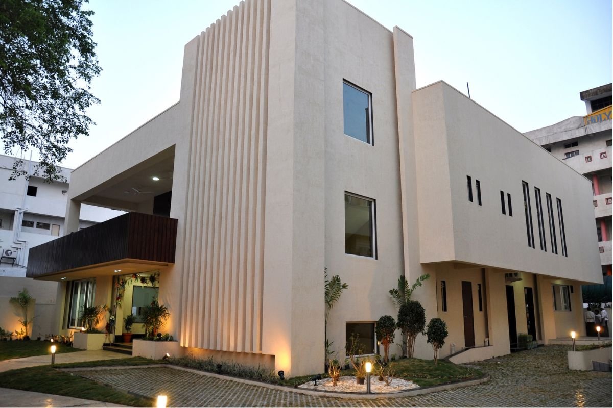 Vrindavan Auditorium and Library: — image 1